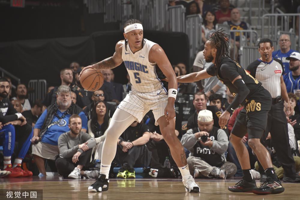 离不开一个 离不开一个