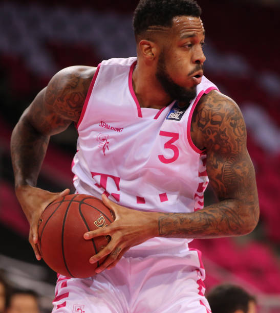 联赛成立以 联赛成立以