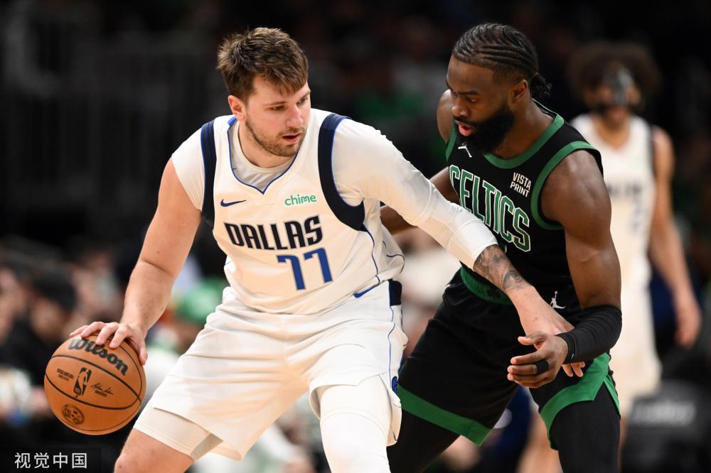 成熟气质并 成熟气质并