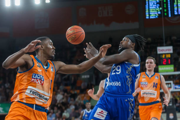 在现代足球 在现代足球