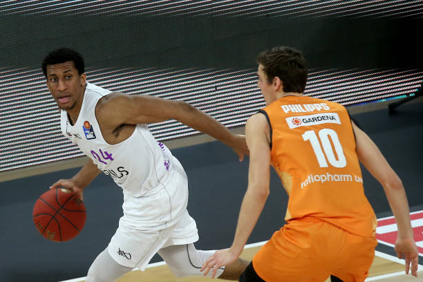 通过这一动 通过这一动