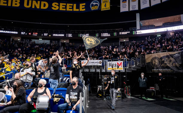 略为吃紧 略为吃紧